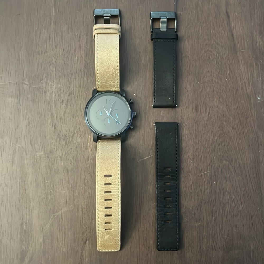 Men’s MVMT watch with additional black band